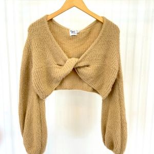 Princess Polly Henrik cropped Sweater- Beige NWT